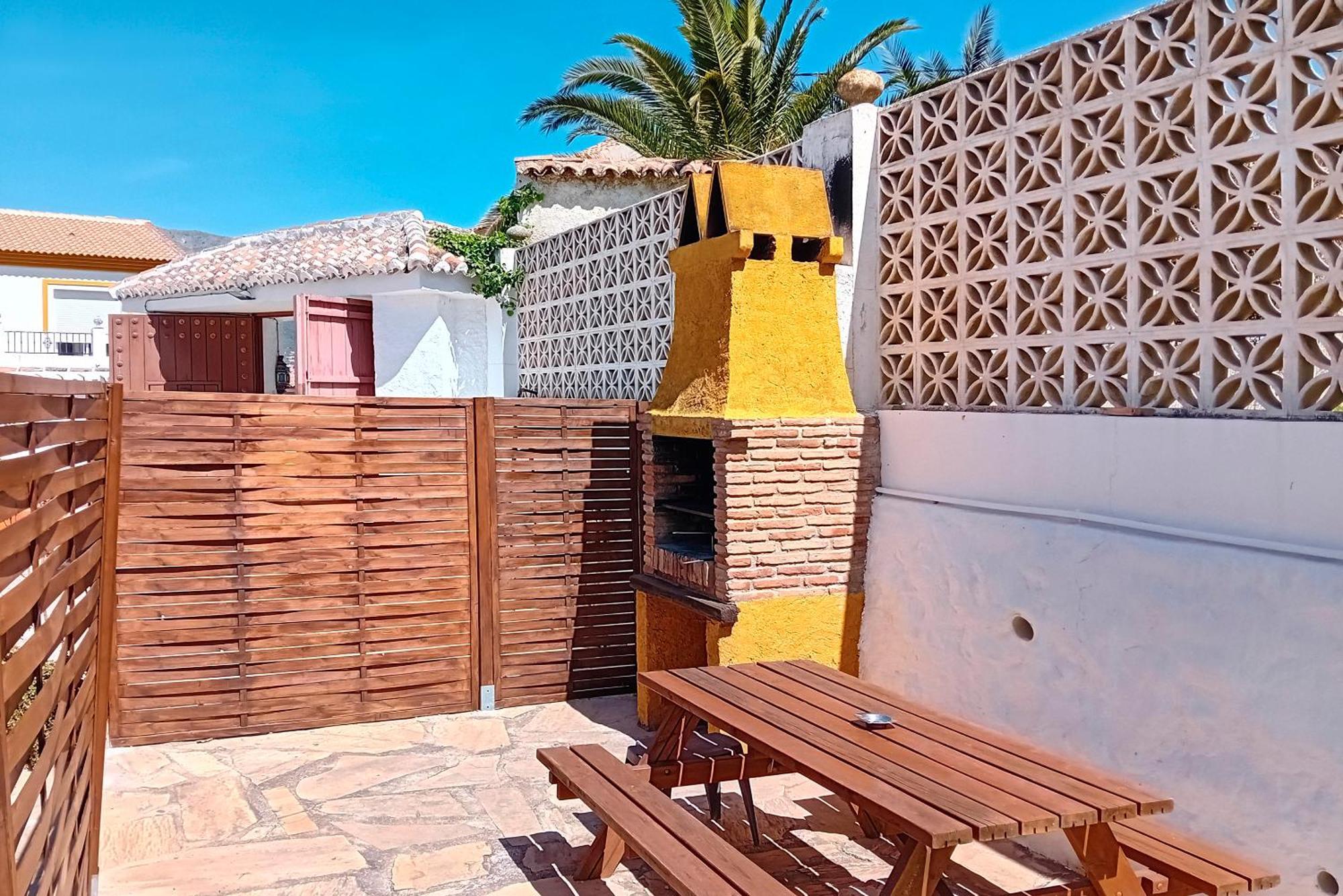 Casa Patio De Los Naranjos Piscina Privada Alcaucín Esterno foto